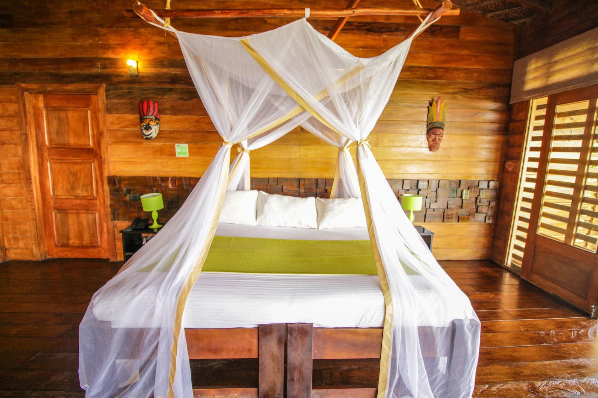 Hotel On Vacation Amazon Leticia Esterno foto