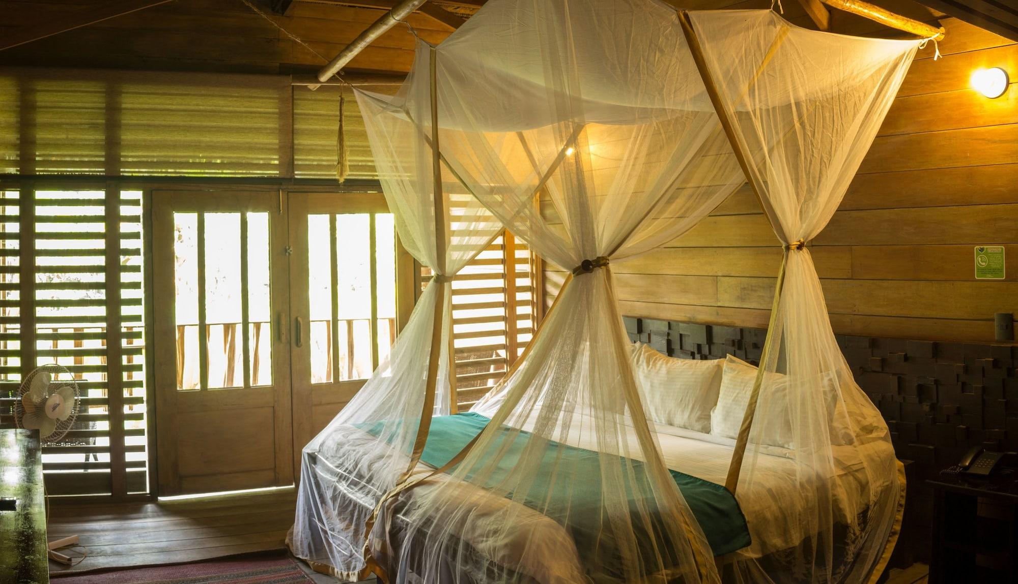 Hotel On Vacation Amazon Leticia Esterno foto