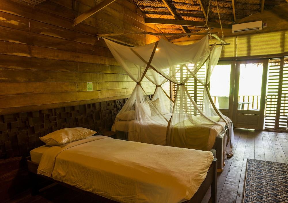 Hotel On Vacation Amazon Leticia Esterno foto